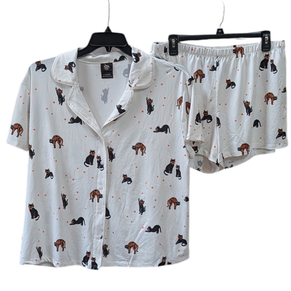Hyde And Eek, Black Cat Holiday Pajama Short Set. Large